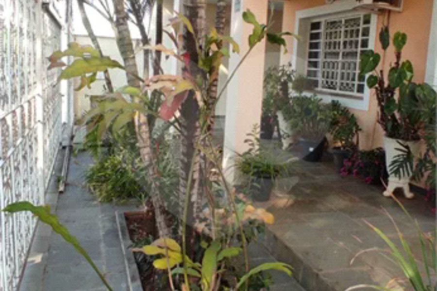 Casa a venda na cidade de São Pedro - SP.
