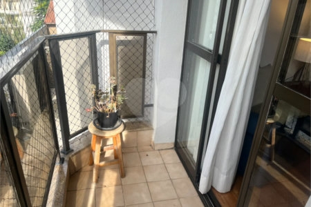 Apartamento à Venda na Vila Gumercindo – 93 m² | 3 Dormitórios | 1 Suíte | 2 Vagas