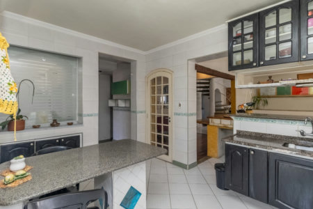 Sobrado para venda em Vila Indiana com 5 quartos, sendo 3 suítes, 500m²
