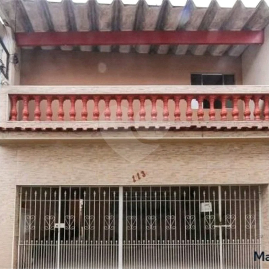 Casa com 154m², 2 dormitórios, 1 vaga, à venda na Vila Ema.