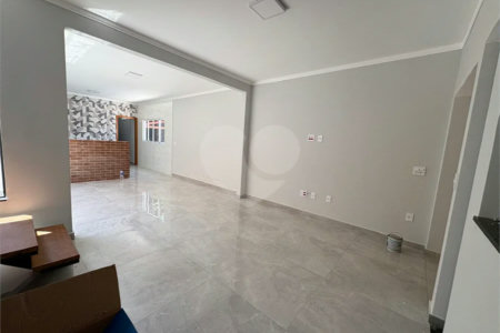 CASA COM PISCINA VENDA JARDIM MUNIQUE