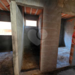 Casa térrea 3 dormitório 1 suíte com closet à venda no Condomínio Vileneuve,