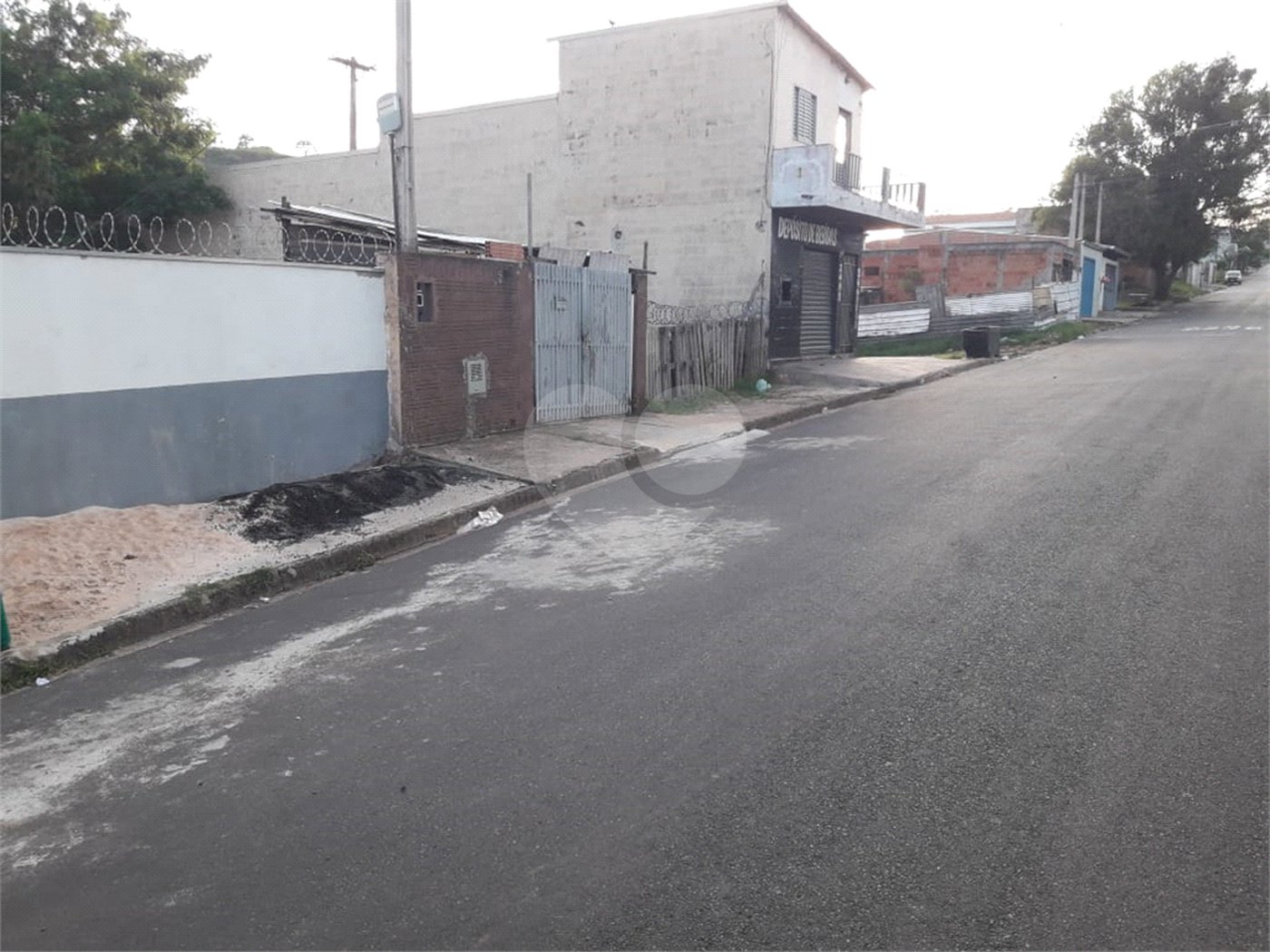 Terreno à Venda no Cidade Aracy – Oportunidade Abaixo do Valor de Mercado