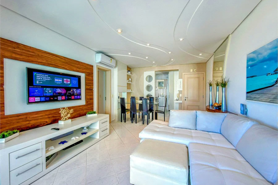 Apartamento à venda com 3 quartos, sendo 1 suíte,  em Riviera de São Lourenço, Bertioga, SP