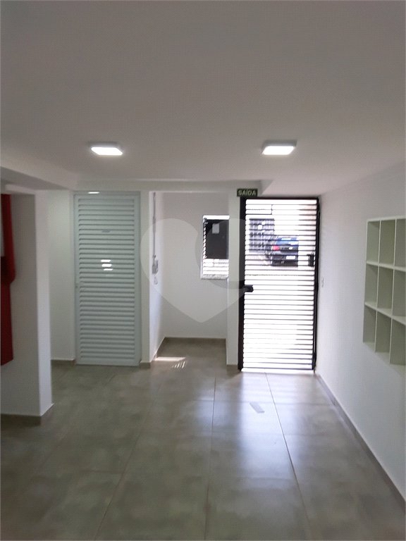 Apartamento com 2 dormitórios.