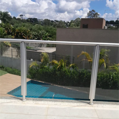 Casa à venda com 3 suítes em Moinho Velho, Cotia, SP