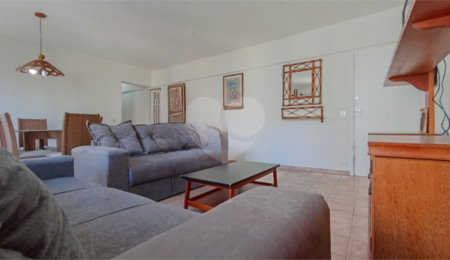 Apartamento para alugar com 2 quartos, sendo 1 suíte,  em Pitangueiras, Guarujá, SP