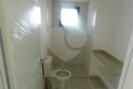 Apartamento na Região do Belém à 5 Minutos do Metrô. Excelente Localização 3 Dormitórios sendo 3 Suítes e 2 Vagas