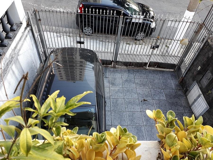 Sobrado px. Metrô Pça da Árvore