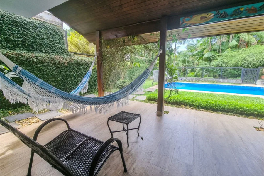 Casa à venda com 6 quartos, sendo 4 suítes,  em Riviera de São Lourenço, Bertioga, SP
