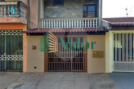 Casa Residencial Parque Santa Felícia Jardim á venda.