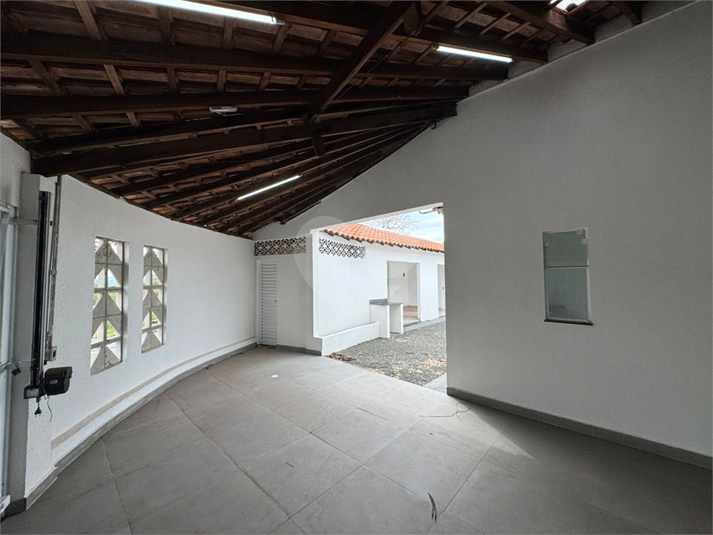 Casa á venda, com 03 Dormitórios, no Bairro Parque Primavera em São Carlos.