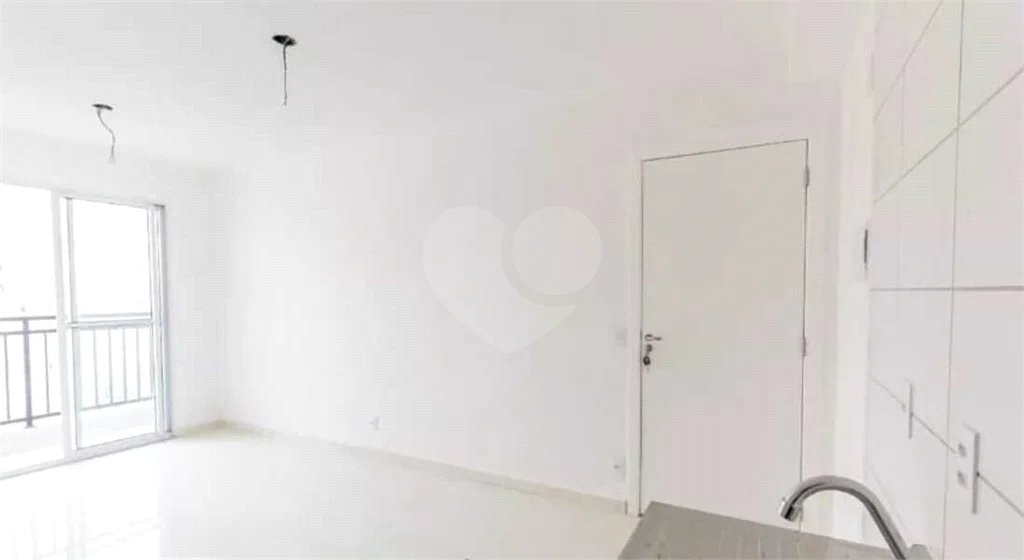 Apartamento com 50m², 2 dormitórios, 1 vaga, á venda em Itaquera.