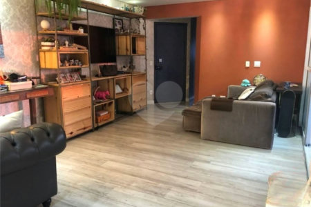 Apartamento na Mooca 3 suítes 108m² com 2 vagas, repleto de área de lazer.