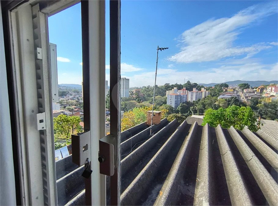 Excelente Oportunidade, 3 quartos, sendo 1 suíte, que promove conforto e privacidade para a família.