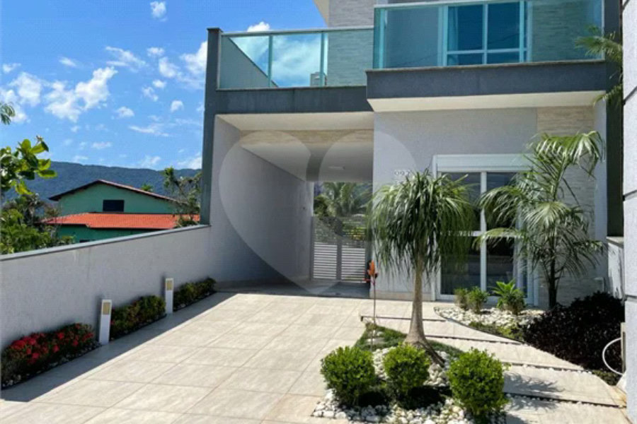 Casa à venda com 5 suítes em Morada da Praia, Bertioga, SP