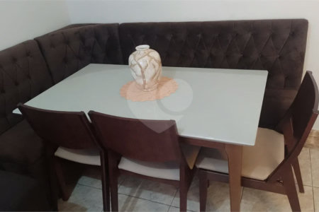 Apartamento com 80m² , 2 dormitórios , sendo 1 suíte , 1 vaga , à venda na Vila Tibiriça , em Santo André.