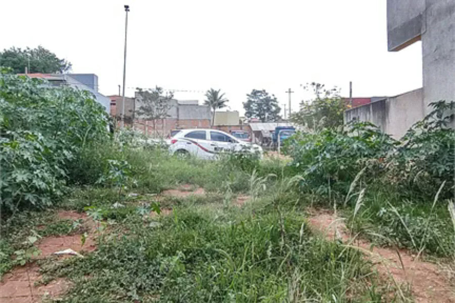 Lote comercial 452m² em na Av Isette Correa Fontão