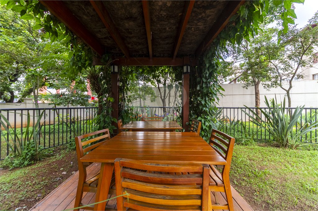 Apartamento para venda no Alto da Moóca, com 178 m², 3 suítes, 3 vagas.