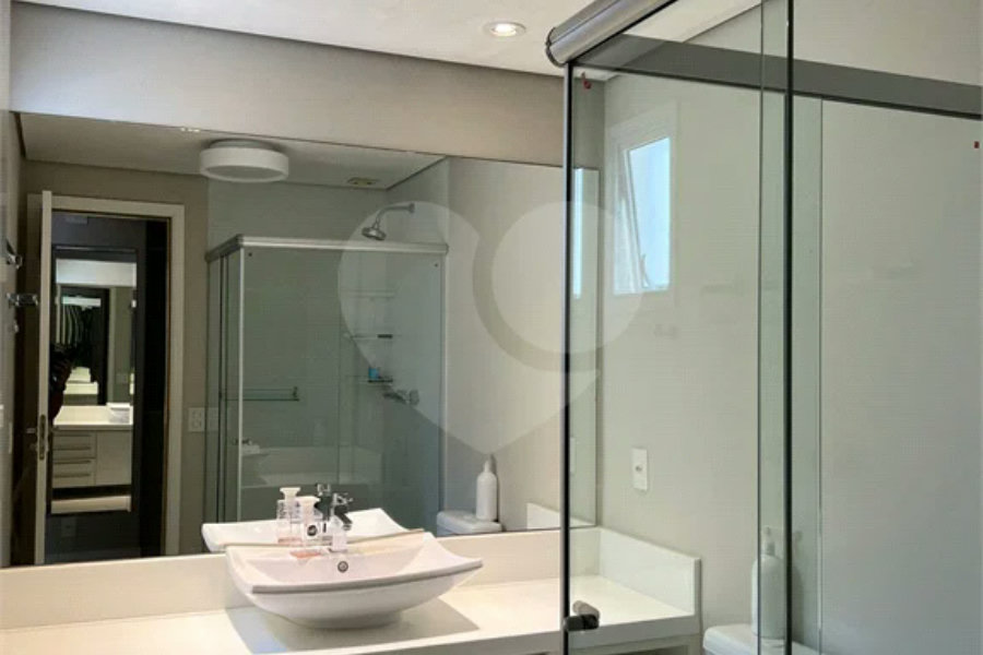 Apartamento à venda com 5 suítes em Riviera de São Lourenço, Bertioga, SP