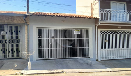 Casa à venda com 2 quartos em Parque Residencial Maria Stella Faga, São Carlos, SP