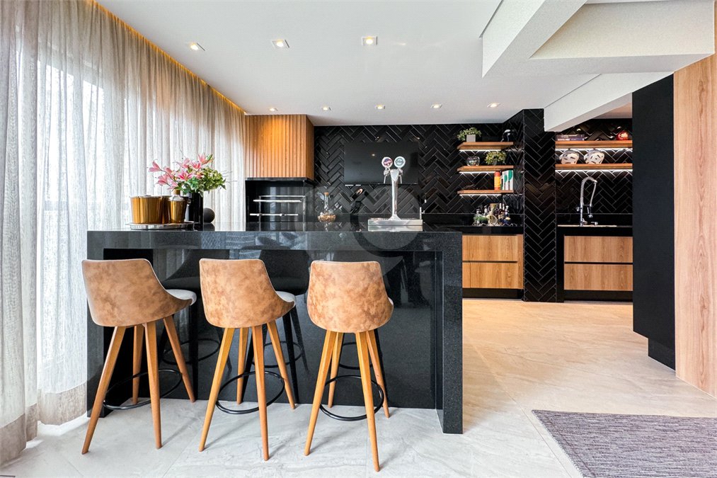 Apartamento à venda com 3 suítes em Chácara Santo Antônio, São Paulo, SP