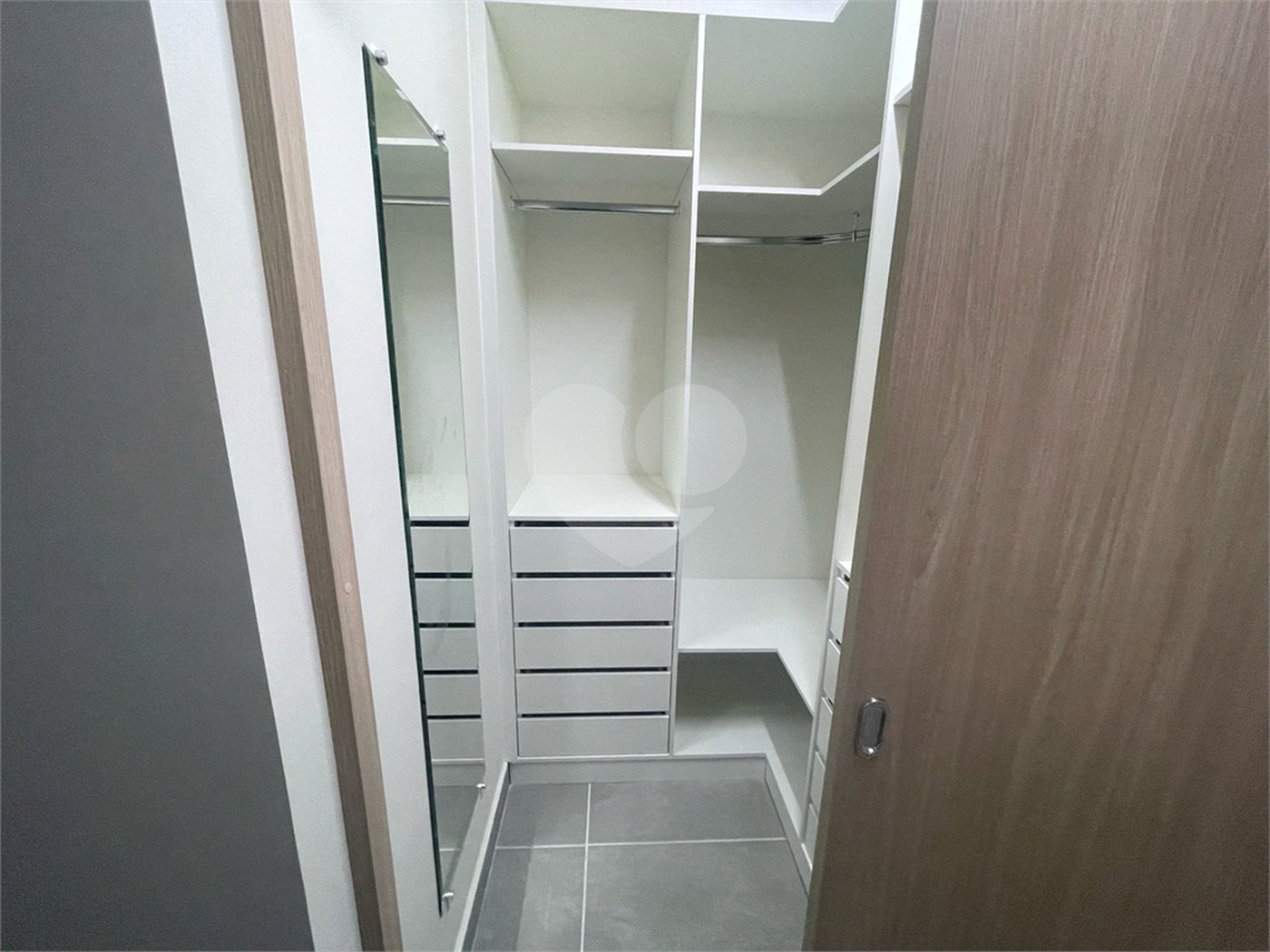Apartamento à venda com 2 suítes em Vila Mariana, São Paulo, SP