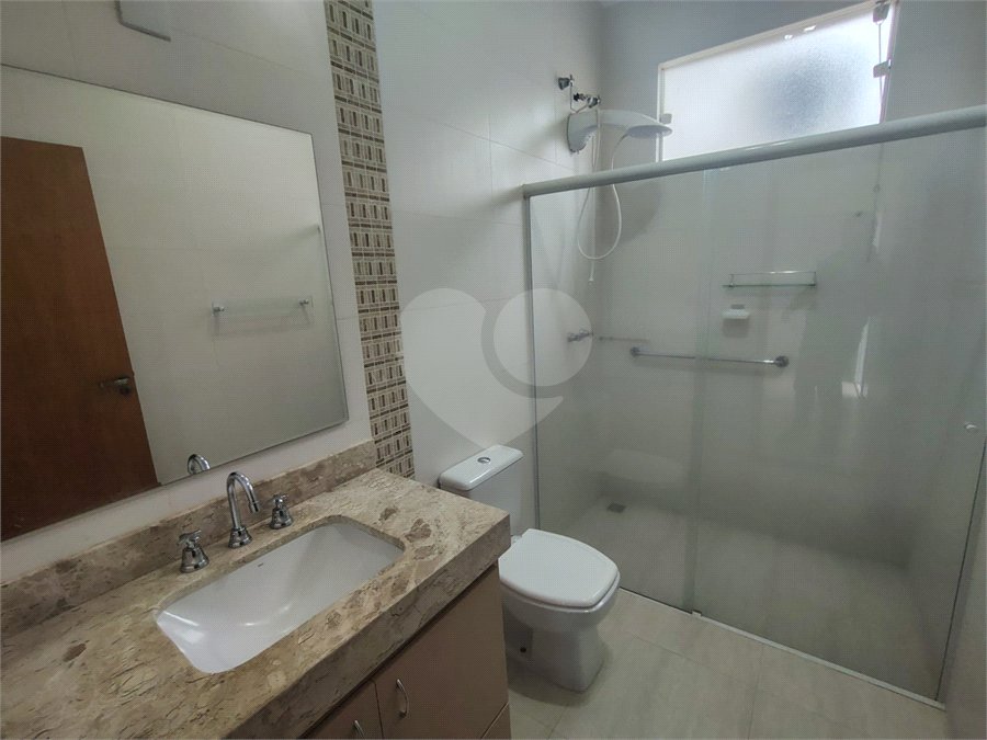 Casa à venda com 3 quartos, sendo 1 suíte,  no condomínio Bosque São Carlos, São Carlos - SP