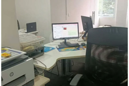 Conjunto comercial para venda ou locação na região da República, Centro