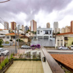 Casa para locação no Jardim da Saúde – São Paulo Imóvel amplo e elegante, com 360 m² de área construída em terreno de 400 m²