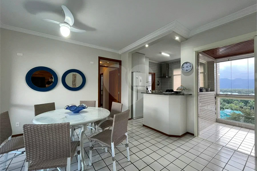 Apartamento à venda com 2 quartos, sendo 1 suíte, em Riviera de São Lourenço, Bertioga, SP