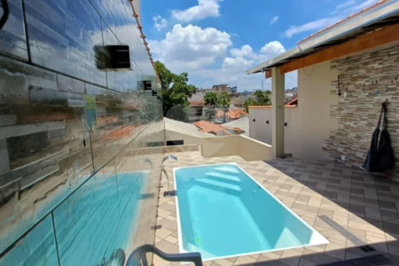 Casa de 2 quartos em Rua Orange, Vila Luzita, Santo André - Venda!