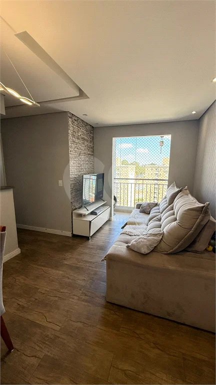Apartamento com 48m², 2 dormitórios, 1 vaga de garagem, à venda em Itaquera.