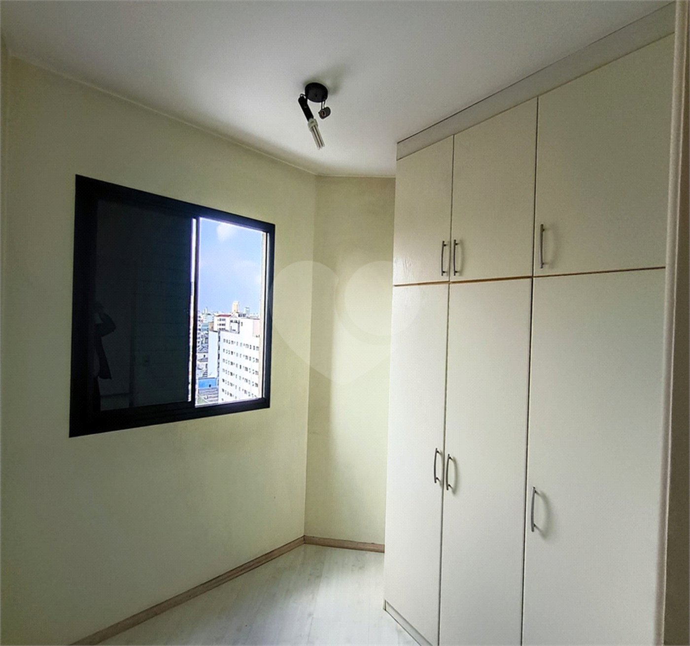 APARTAMENTO DE 49,0 M² COM 02 DORMITÓRIOS E VAGA PARA VENDA NOS CAMPOS ELISEOS