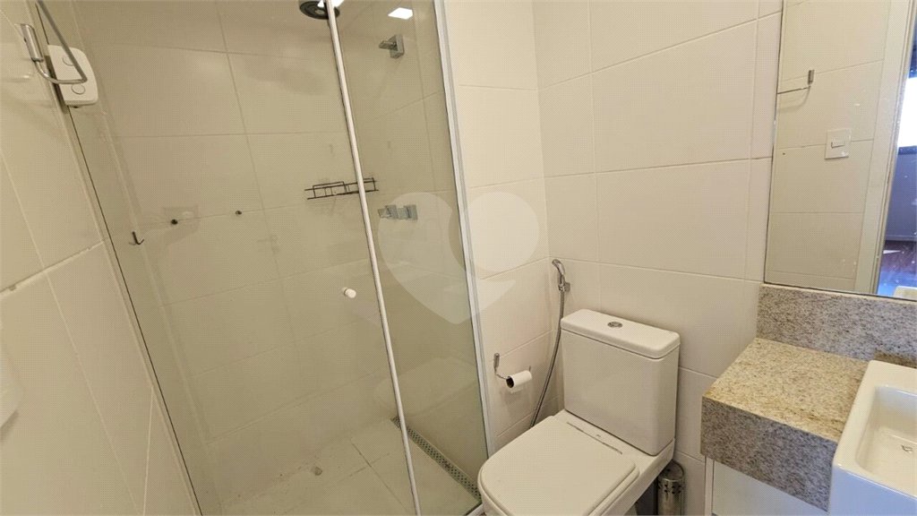 Excelente apartamento MOBILIADO para venda ou locação.