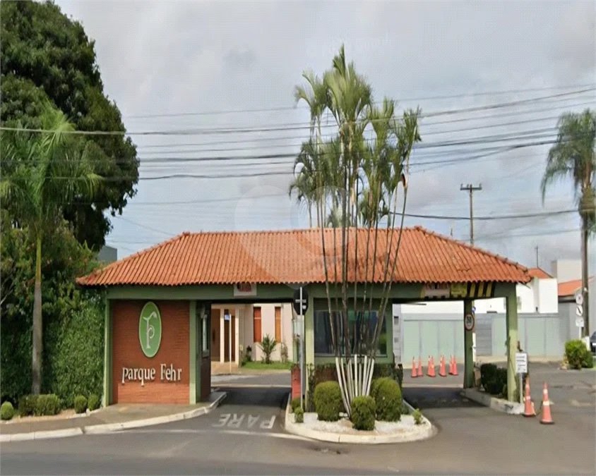 Terreno 300m² Parque Ferh