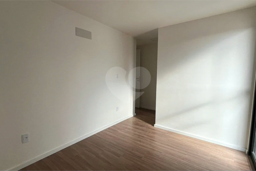 Apartamento à venda com 3 quartos, sendo 3 suítes, no Centro, Poços de Caldas - MG