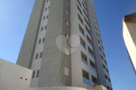 Apartamento no Condomínio Via Campus.