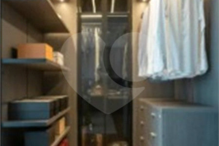 Deslumbrante apartamento duplex pronto para mudar no Itaim Bibi com 242M2, 2 suítes, 3 vagas