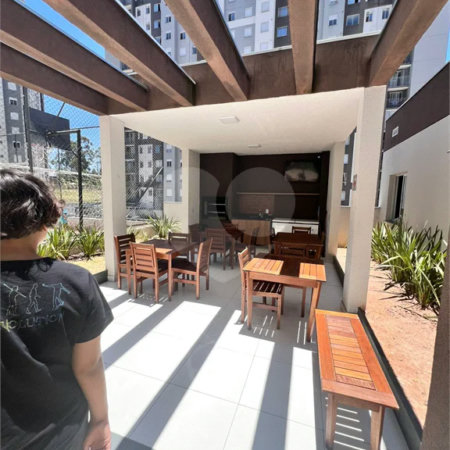 Apartamento com 2 dormitórios , à venda em Itaquera.
