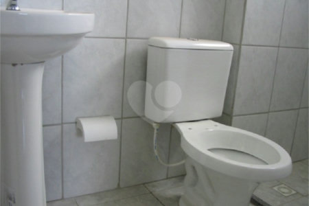 Apartamento no Condomínio Residencial Jardim das Torres.