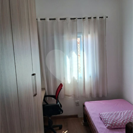 Casa de Vila à venda com 3 quartos, sendo 1 suíte, em Vila Pasti, Louveira, SP