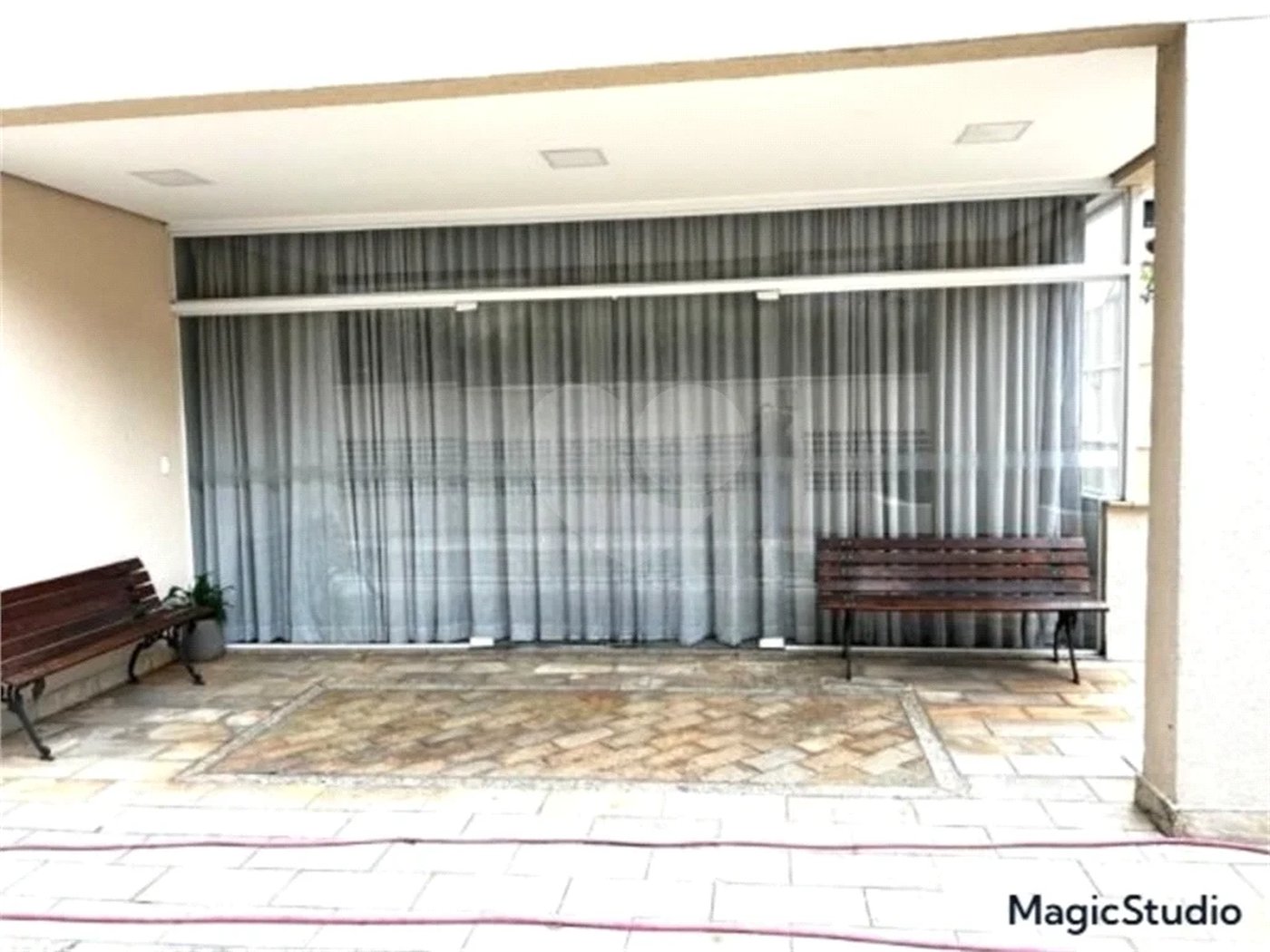 Apartamento com 138m², 3 dormitórios, sendo 3 suítes, 2 vagas de garagem, à venda na Vila Valparaiso em Santo André.