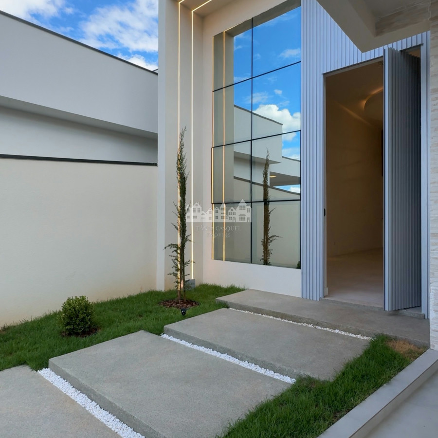 Casa térrea à venda com 3 suítes, em Nova Gardênia, Atibaia - SP