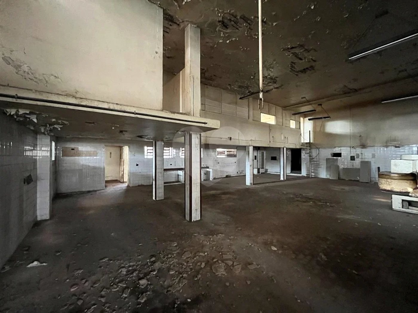 Barracão comercial em ponto estratégico na Paulicéia