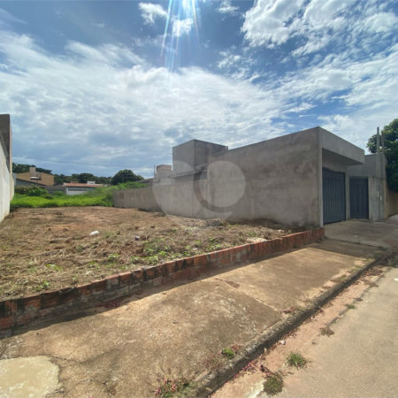 Terreno à Venda no Jardim Embaré - São Carlos