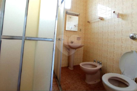 Casa térrea na Sallum.