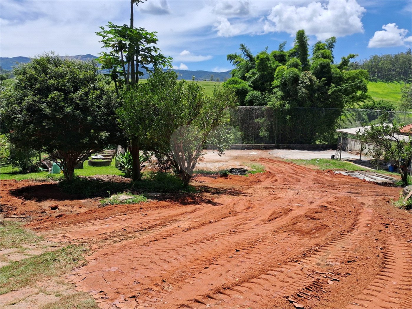 Terreno Plano 1000m² - Jd. Centenário - Atibaia / SP