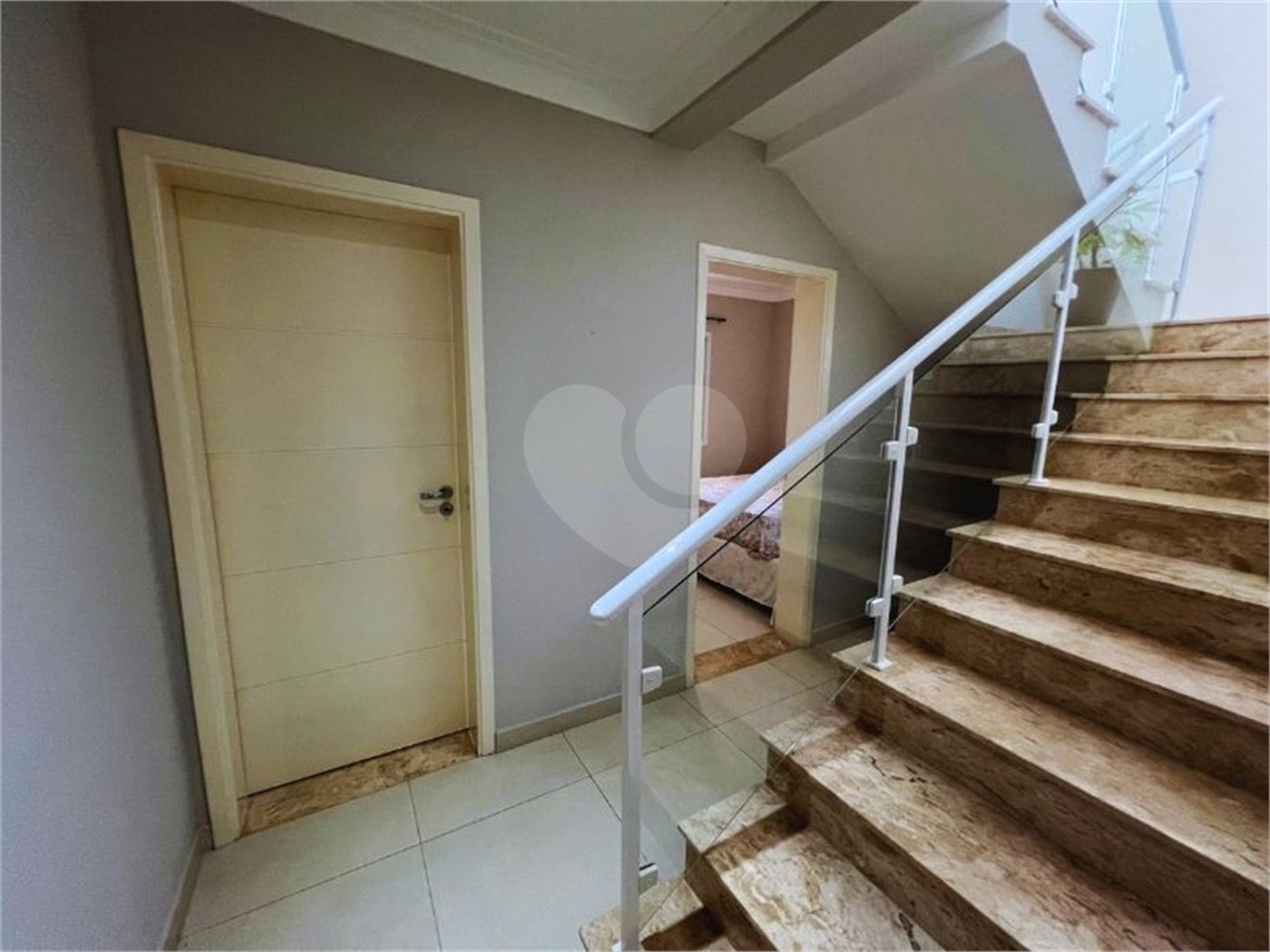 Apresento essa belíssima casa no Condomínio Delle Stelle - Louveira SP