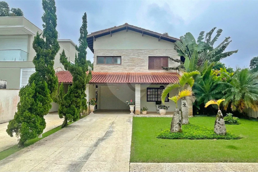 Casa à venda com 4 quartos, sendo 2 suítes,  em Riviera de São Lourenço, Bertioga, SP